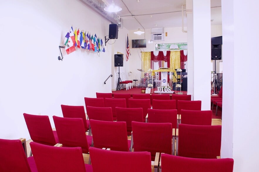 More Photos Of 63-75 Hancock St, Everett Apartments For Sale