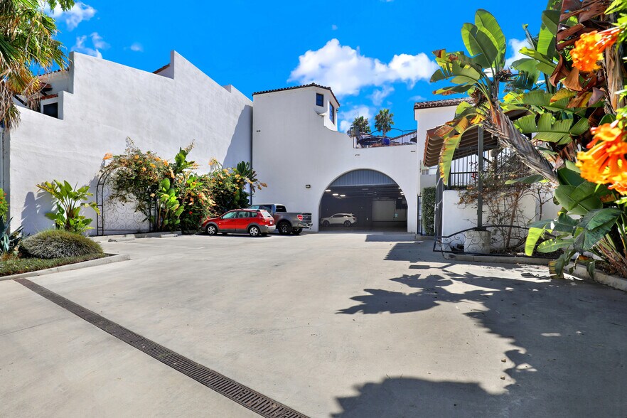 More Photos Of 1403 N El Camino Real, San Clemente Office For Sale