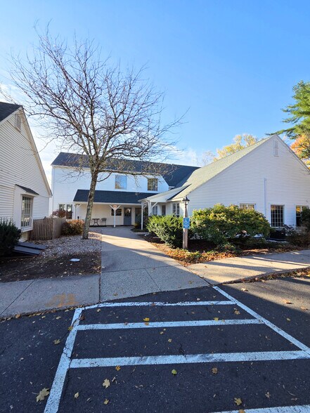 More Photos Of 395 W Avon Rd, Avon Office For Lease