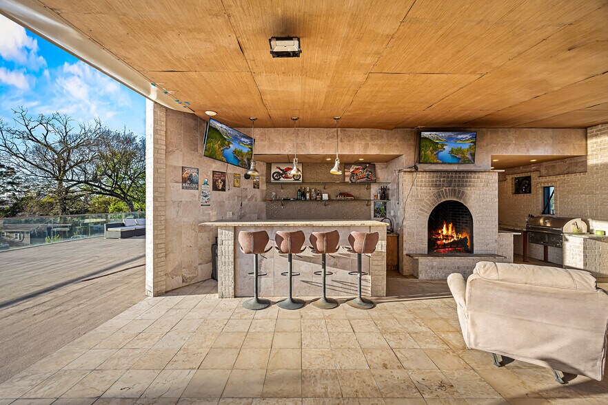 More Photos Of 4015 Luell St, Houston Specialty For Sale