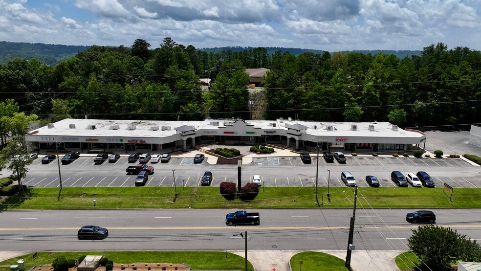 More Photos Of 265-295 W Valley Ave, Birmingham Unknown For Lease