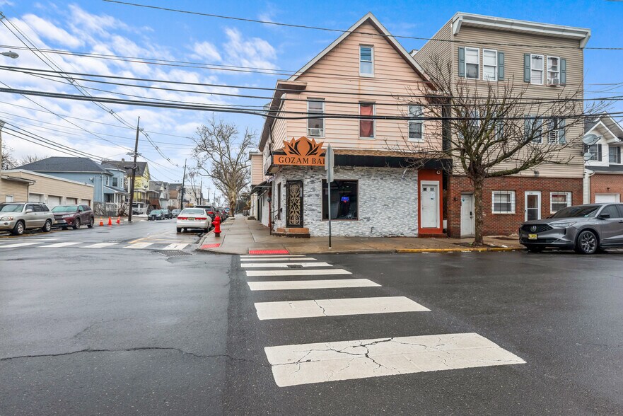 More Photos Of 200 Hall Ave, Perth Amboy Bar For Sale