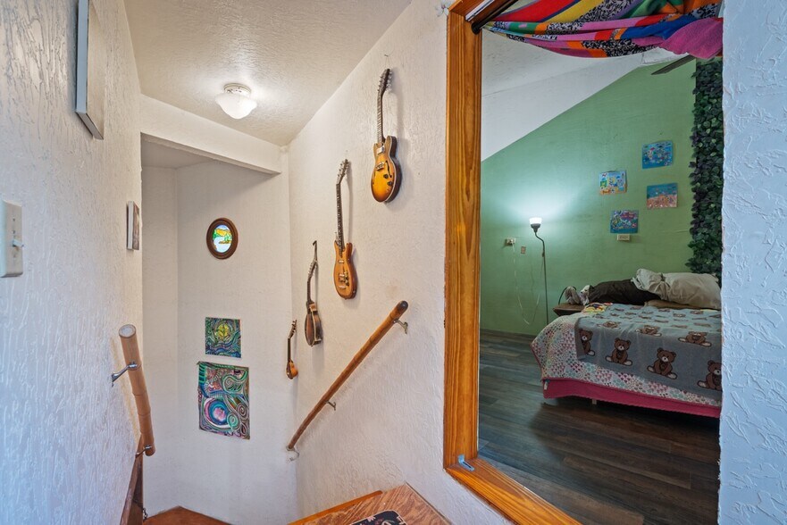 More Photos Of 501 Limestone Ln, Driftwood Specialty For Sale