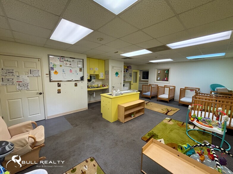 More Photos Of 231 Lana Dr, Gray Daycare Center For Sale
