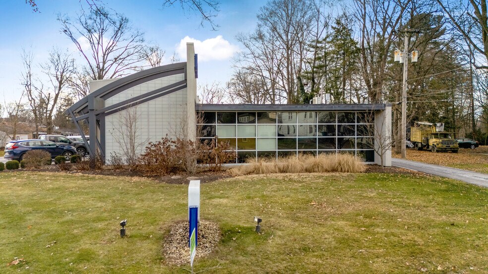 More Photos Of 661 Mahoning Ave NW, Warren Medical For Lease