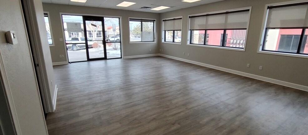 More Photos Of 1678-1694 Topaz Dr, Loveland Loft Creative Space For Lease