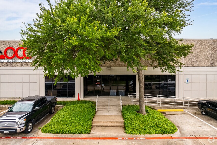 More Photos Of 1700 Capital Ave, Plano Distribution For Lease