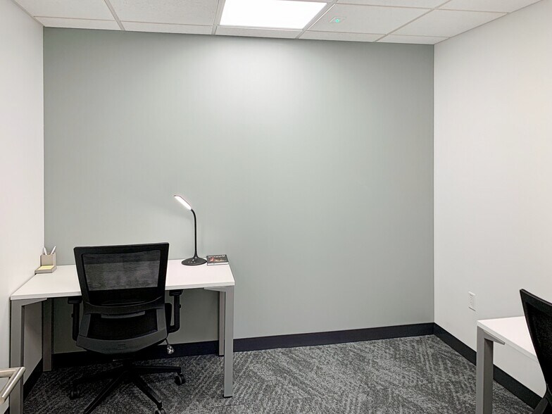 More Photos Of 302 E Carson Ave, Las Vegas Coworking Space