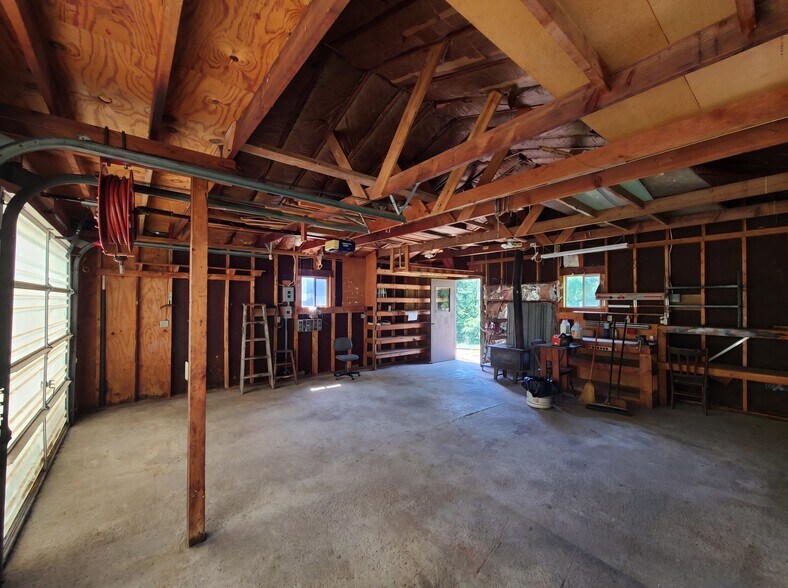 More Photos Of 1810 Little Flock Dr, Rogers Specialty For Sale