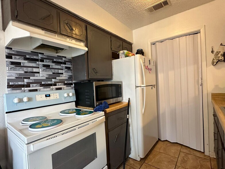 More Photos Of 1110 Covey Ln, Killeen Apartments For Sale