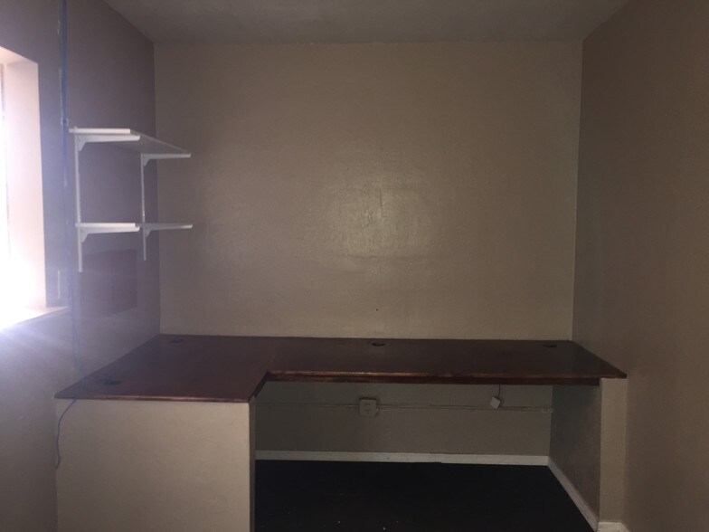 More Photos Of 2802 N El Burrito Ave, Tucson Light Manufacturing For Lease