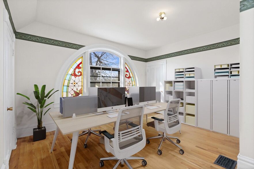 More Photos Of 2103 Evans Ave, Cheyenne Office For Lease