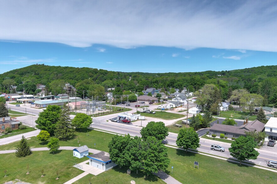 More Photos Of 903-905 Main St, Frankfort Land For Sale