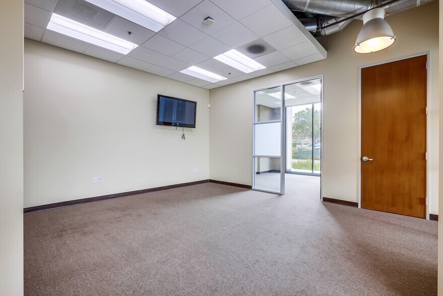 More Photos Of 16520 Bake Pky, Irvine Office For Lease