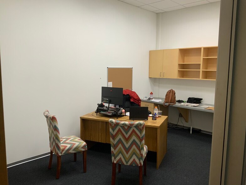 More Photos Of 16641 Roscoe Pl, North Hills Warehouse For Lease