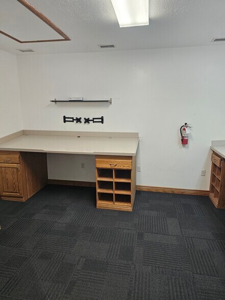 More Photos Of 335 S 1250 W, Lindon Self Storage For Lease