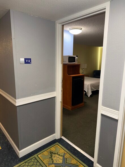 More Photos Of 4219 E Waterloo Rd, Stockton Hotel For Sale