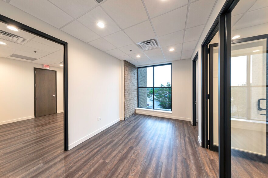 More Photos Of 700 E Ogden Ave, Westmont Medical For Lease