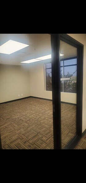 More Photos Of 3601 82nd Ave, Leduc Flex For Lease