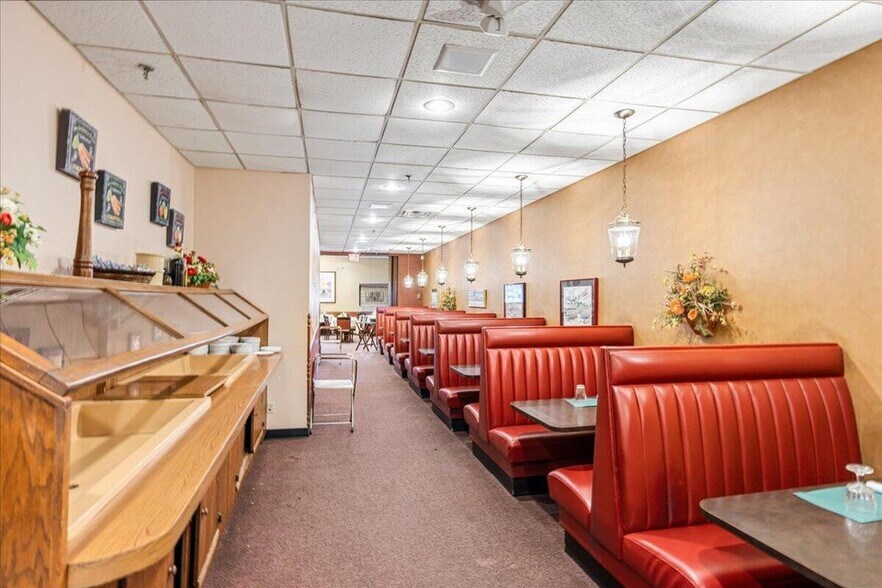 More Photos Of 925 N 8th St, Sheboygan Lodge Meeting Hall For Sale