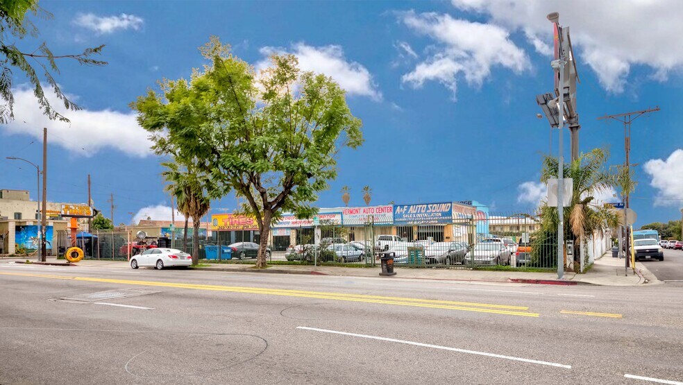 More Photos Of 2241 S Vermont Ave, Los Angeles General Retail For Sale