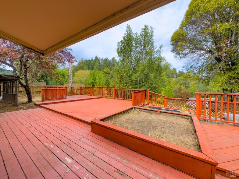 More Photos Of 1800 CA-20, Willits Land For Sale