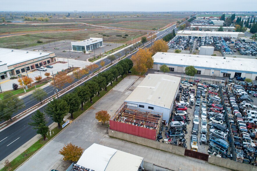 More Photos Of 3567 Recycle Rd, Rancho Cordova Warehouse For Sale