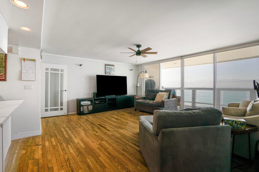 More Photos Of 11914 Beach Club Way, Malibu Multifamily For Sale