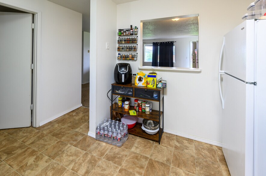 More Photos Of 2125 SW Xero Ln, Redmond Apartments For Sale