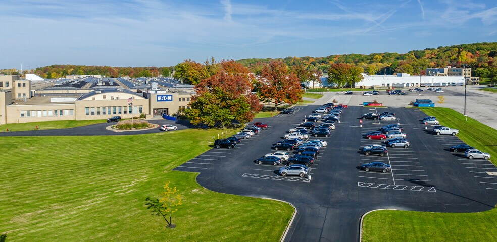 More Photos Of 23555 Euclid Ave, Euclid Warehouse For Lease