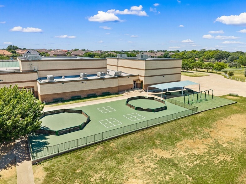 More Photos Of 801 Shady Oaks Dr, Southlake Specialty For Sale