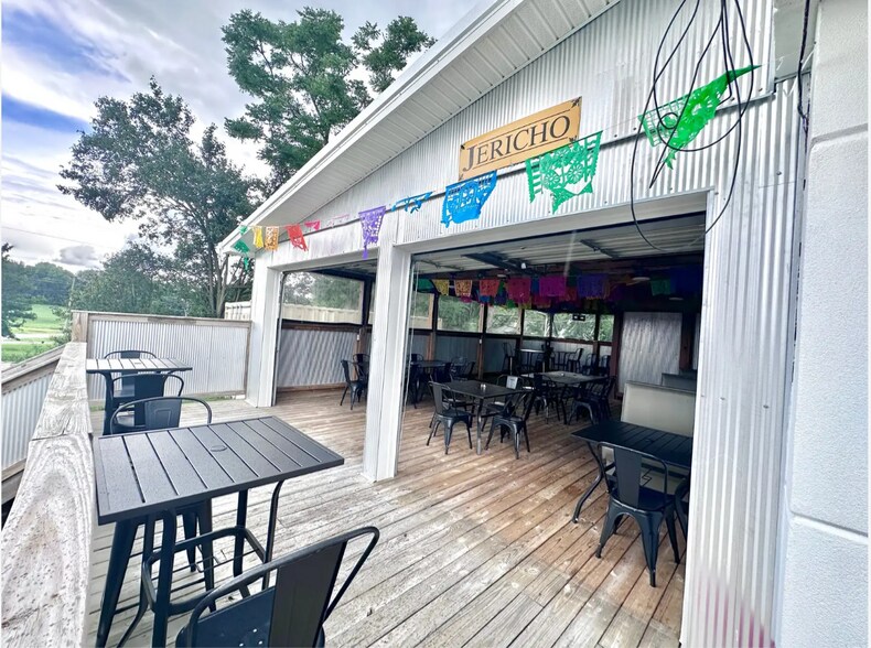 More Photos Of 3350 Lake Jericho Rd, Smithfield Restaurant For Sale