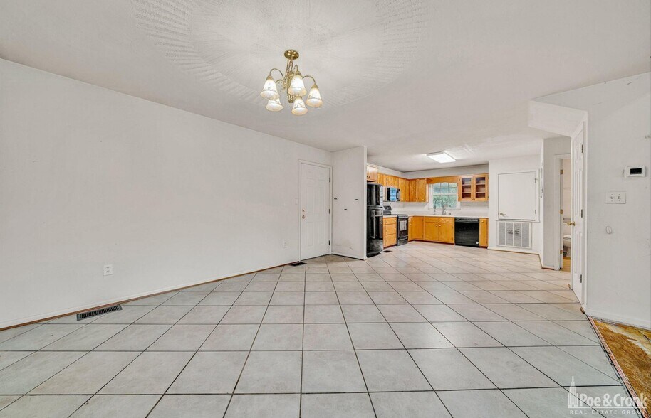 More Photos Of 1314 Archbold Ave NE, Roanoke Apartments For Sale