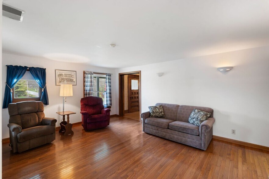 More Photos Of 5278 S Livonia Rd, Livonia Industrial For Sale