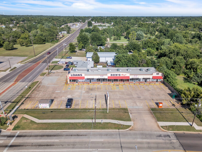 Primary Photo Of 1020-1048 N Douglas Blvd, Oklahoma City Unknown For Lease