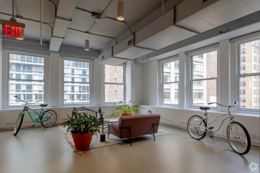 More Photos Of 132 W 31st St, New York Coworking Space