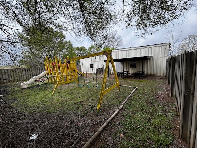 More Photos Of 2770 N Douglass St, Malden Storefront Retail Office For Sale