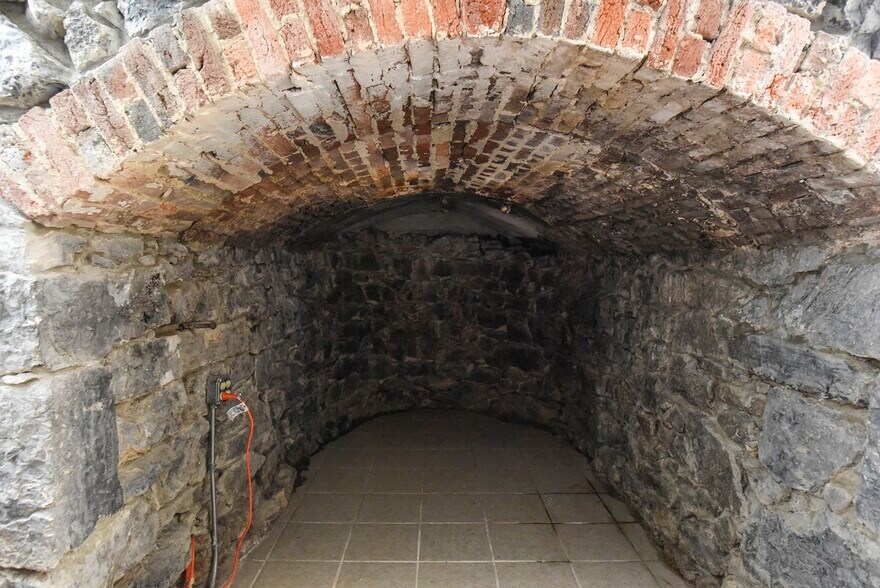 More Photos Of 827 Philadelphia Ave, Chambersburg Specialty For Sale