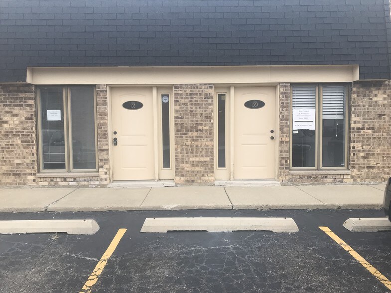 More Photos Of 3605 Woodhead Dr, Northbrook Office For Sale