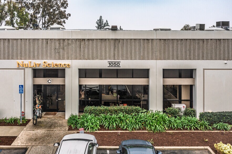 More Photos Of 1050 W Central Ave, Brea Manufacturing For Lease