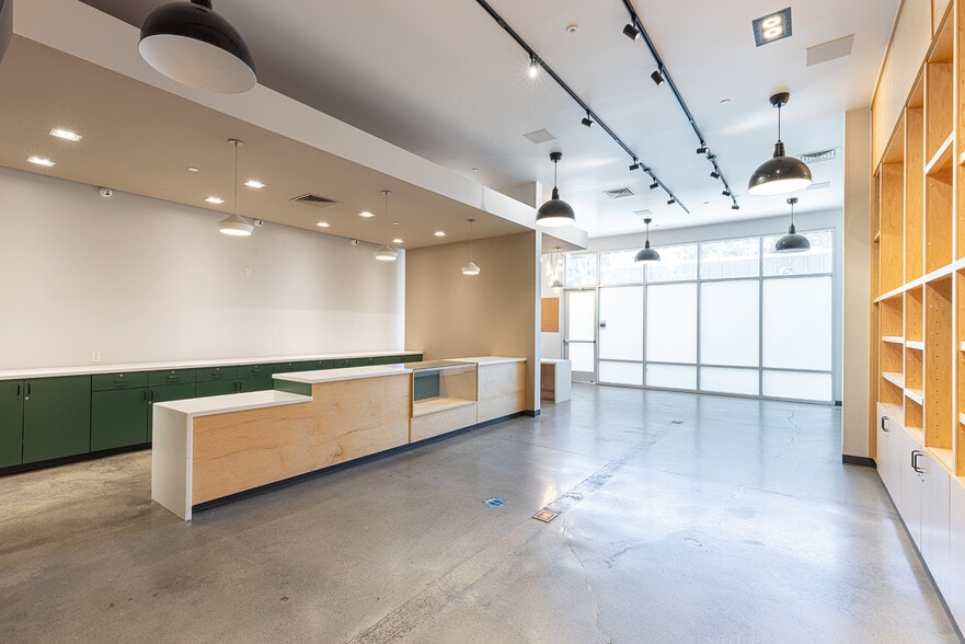 More Photos Of 4036 Montgomery Dr, Santa Rosa Warehouse For Lease