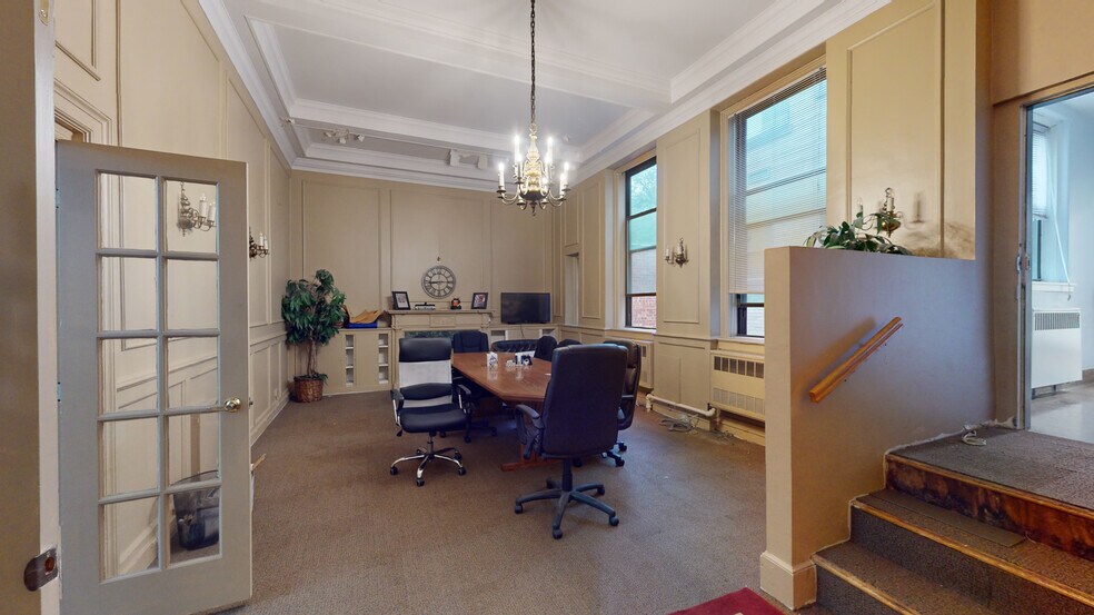 More Photos Of 235 Rockaway Ave, Valley Stream Office For Lease