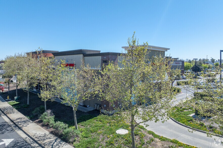 More Photos Of Riverpoint Cir @ Reed Avenue, West Sacramento Unknown For Lease