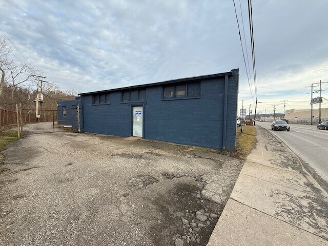 More Photos Of 1702 Wheeling Ave, Glen Dale Manufacturing For Sale