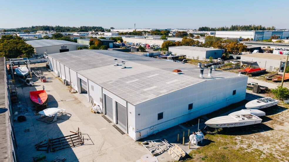 Primary Photo Of 13041 NW 43rd Ave, Opa-locka Warehouse For Lease