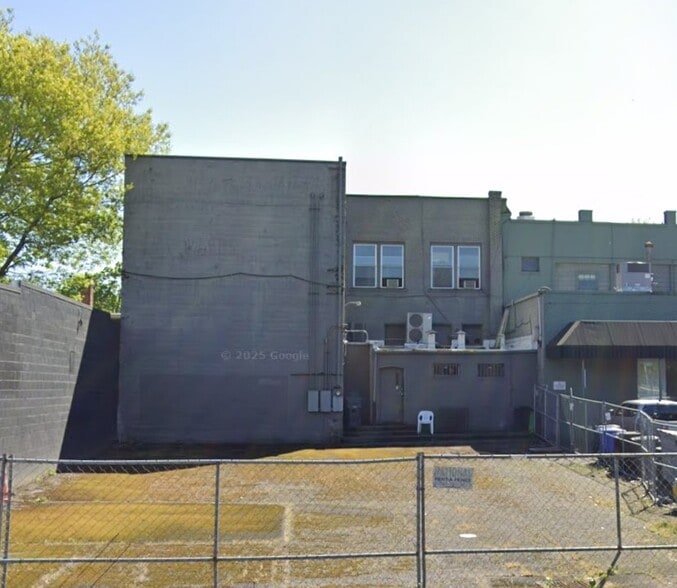 More Photos Of 8523-8527 N Lombard St, Portland Storefront Retail Office For Sale