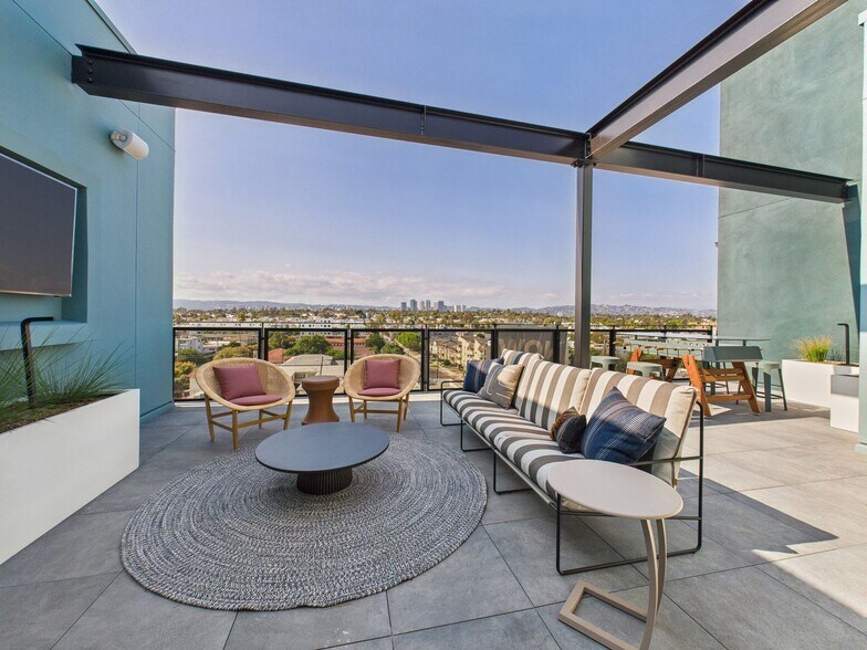 More Photos Of 9900 Venice Blvd, Culver City Apartments For Lease