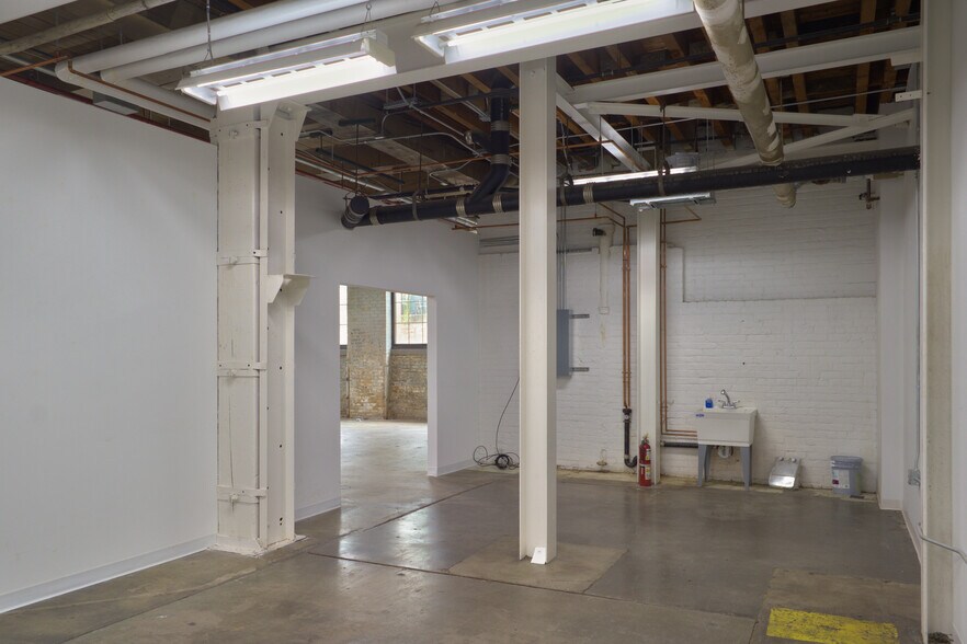 More Photos Of 755 Prior Ave N, Saint Paul Research And Development For Lease