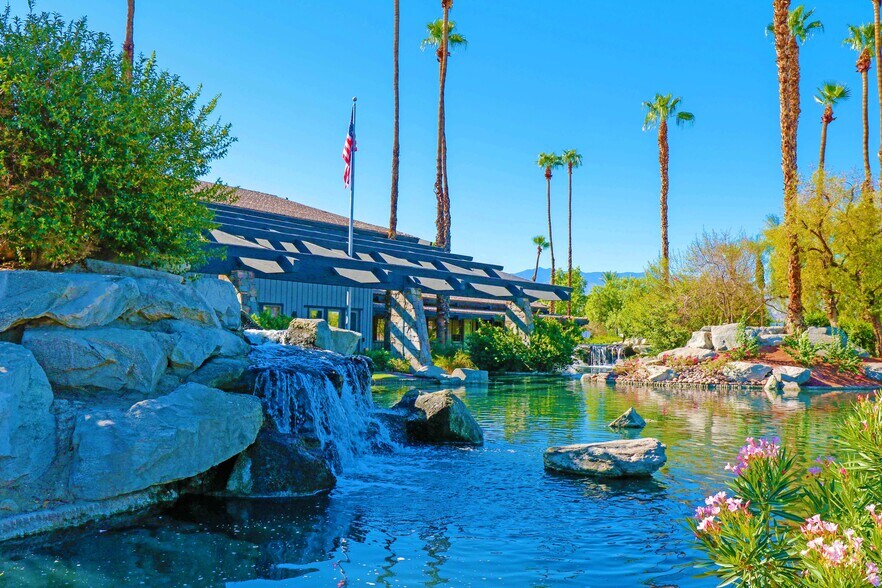 More Photos Of 40004 Cook St, Palm Desert Medical For Lease
