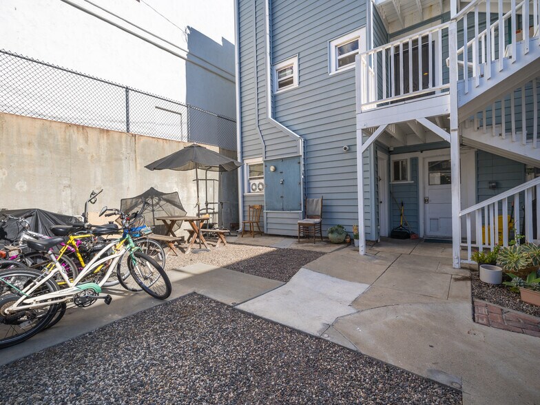 More Photos Of 221 Concord St, El Segundo Apartments For Sale